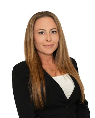 Portrait of Rebecka Calhoon, REALTOR®.